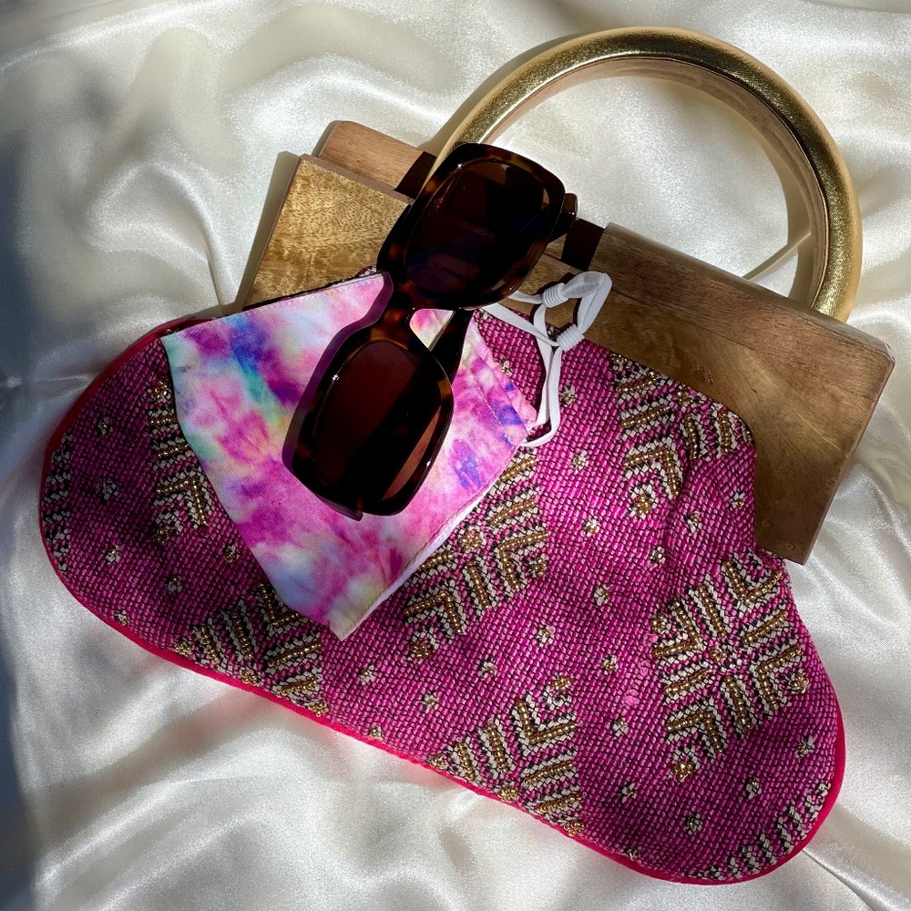 🔥NEW! Beautiful Handmade Clutch✨
